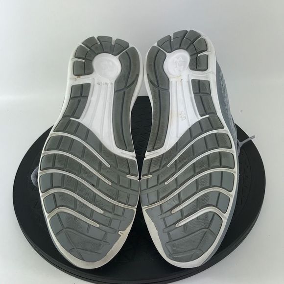 Under Armour Remix Gray/White Athletic Running Shoes 3020194-102 Women's Size 8 - Picture 10 of 12